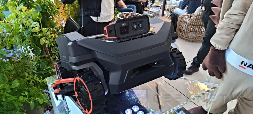 Geeknetic El nuevo cortacésped de Segway se llama Navimow H5 Pro y tiene un brazo extensible de 7,7 cm con tracción para pendientes del 80% 3