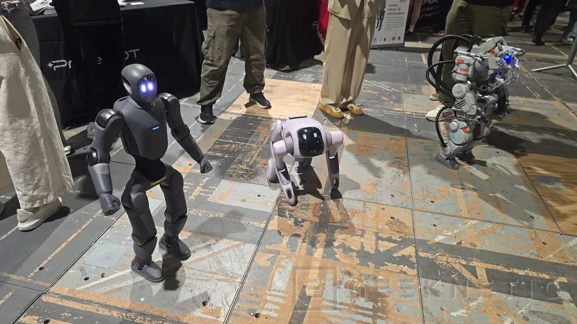 Geeknetic El PrimeBOT T1 cambia de humanoide a cuadrúpedo y se muestra en IFA 2026 1