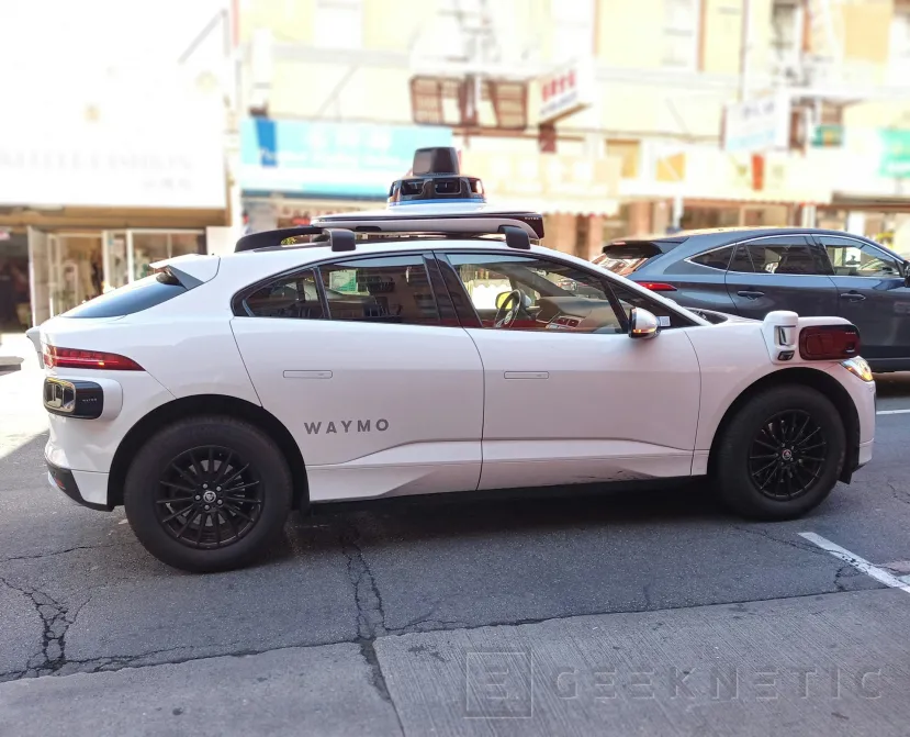 Geeknetic Los coches autónomos desembarcan en Europa: Uber pone en marcha en Londres el primer servicio de robotaxis 1