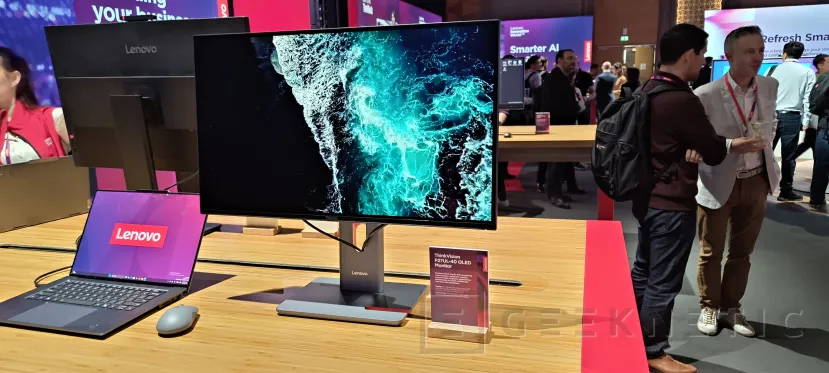 Geeknetic Así es el Lenovo ThinkVision P27UL-40 OLED, un monitor profesional de 27 pulgadas y conexión USB-C de 140 W 1