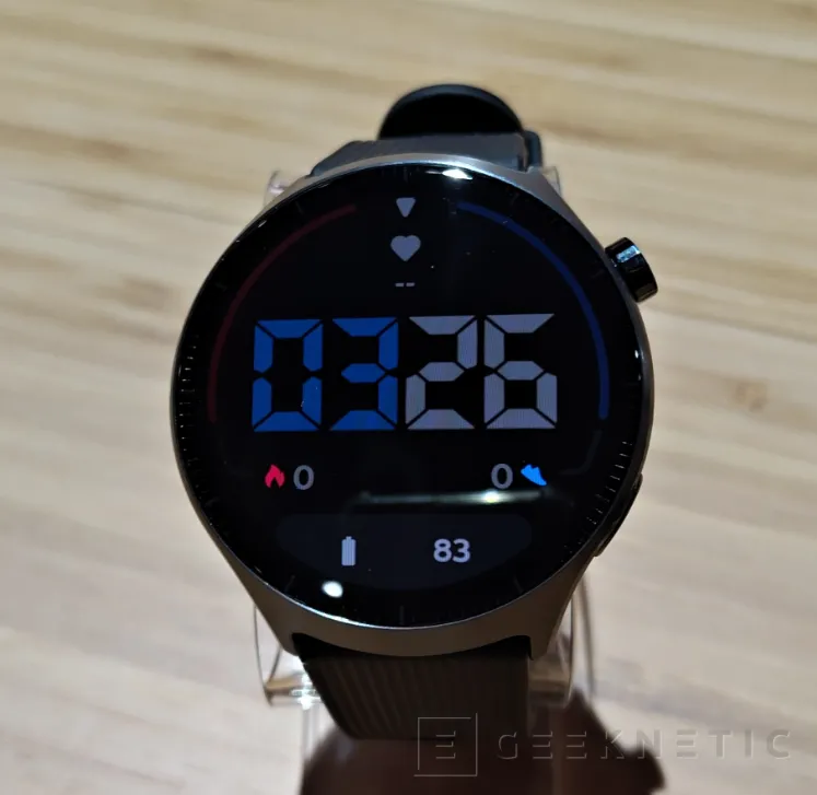 Geeknetic Motorola ha colaborado con Polar para su último smartwatch: así es el Moto Watch Ultra con Wear OS que hemos visto en el IFA 2026 2