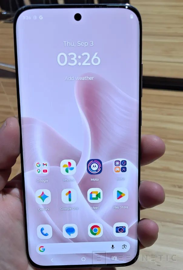 Geeknetic Motorola presenta el Edge 70 Plus en el IFA 2026: cámara de 200 MP, batería de 6.500 mAh y pantalla a 144 Hz 2