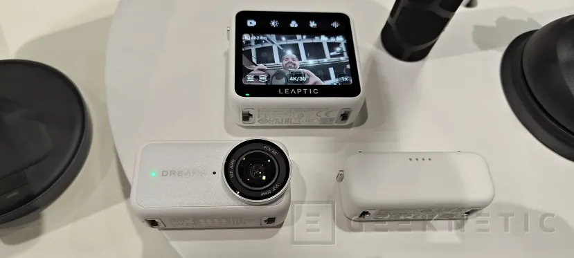 Geeknetic Dreame entra en el mercado de las cámaras con la LEAPTIC Cube de 55,9 gramos y vídeo 8K 3