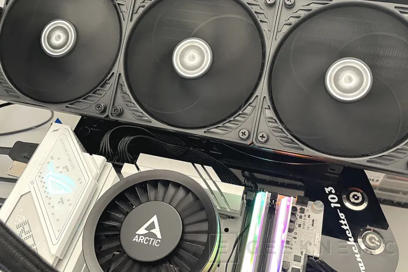 Arctic Liquid Freezer III 360
