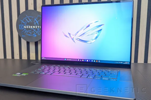 ASUS ROG Zephyrus G16 (2025) GU605
