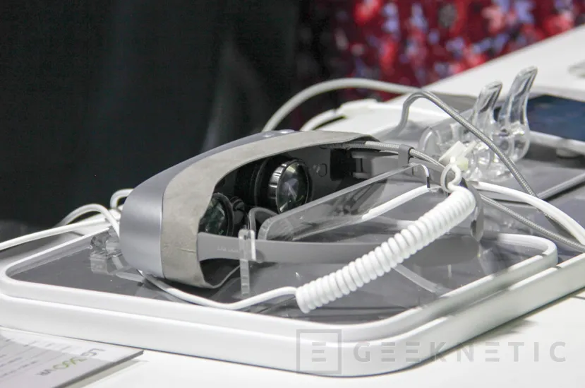 Geeknetic LG G5 Friends, realidad virtual, robots y drones para acompañar a lo nuevo de LG 2