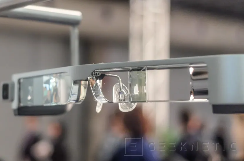 Geeknetic Epson Moverio BT-300: pantalla OLED, más resolución y numerosas mejoras en sus gafas de realidad aumentada 2
