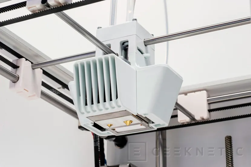Ultimaker renueva sus impresoras 3D con doble cablezal, WiFi y Ethernet, Imagen 2