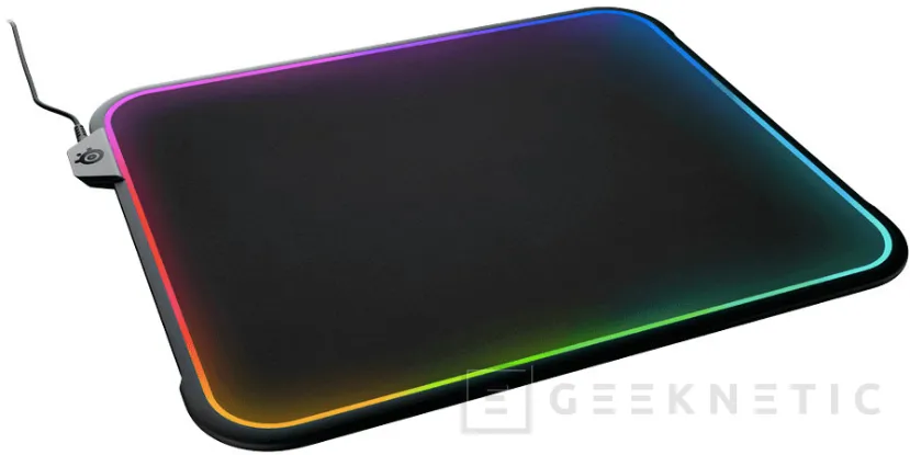 Iluminación RGB 360º para la alfombrilla SteelSeries QcK Prism, Imagen 1