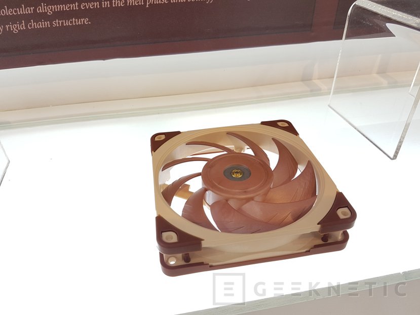 Geeknetic Noctua consigue reducir a 0.5mm la distancia entre aspas y marco en sus ventiladores para mejorar su rendimiento 1
