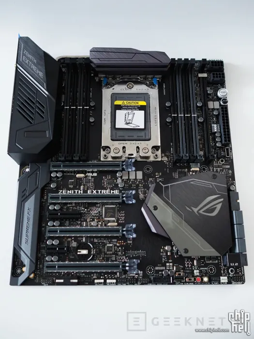 Filtrada la ASUS X399 Zenith Extreme para AMD Threadripper, Imagen 1
