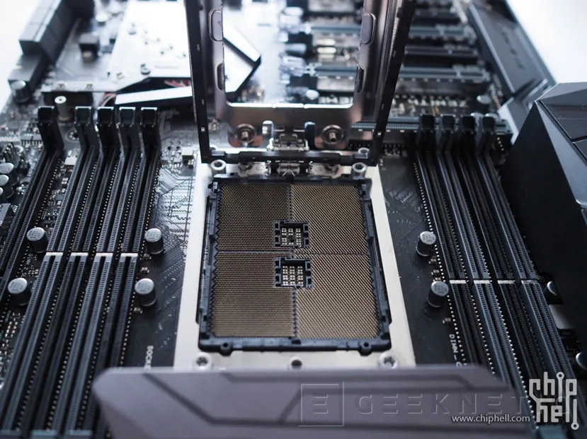 Filtrada la ASUS X399 Zenith Extreme para AMD Threadripper, Imagen 2