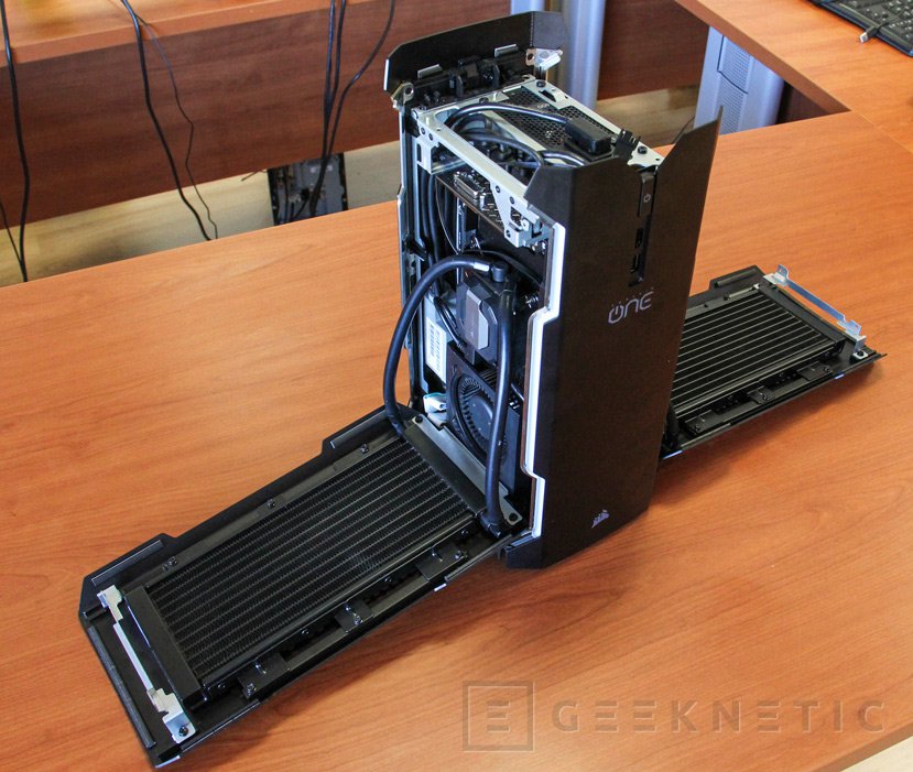 Geeknetic Corsair actualiza el Corsair One con GTX 1080ti y SSD NVMe 2