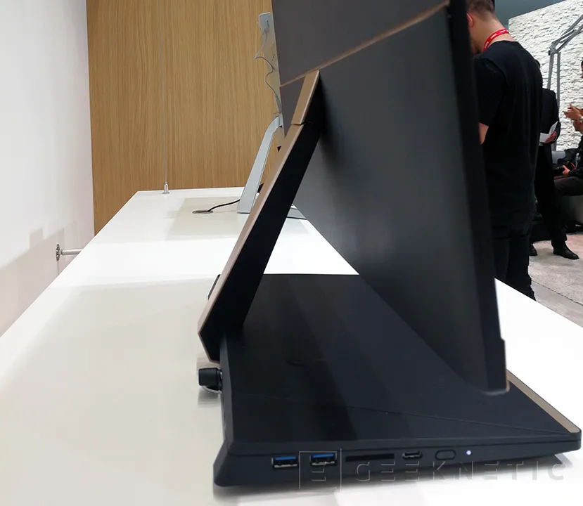 Geeknetic Acer presenta el nuevo Aspire S24, su AIO más delgado 2