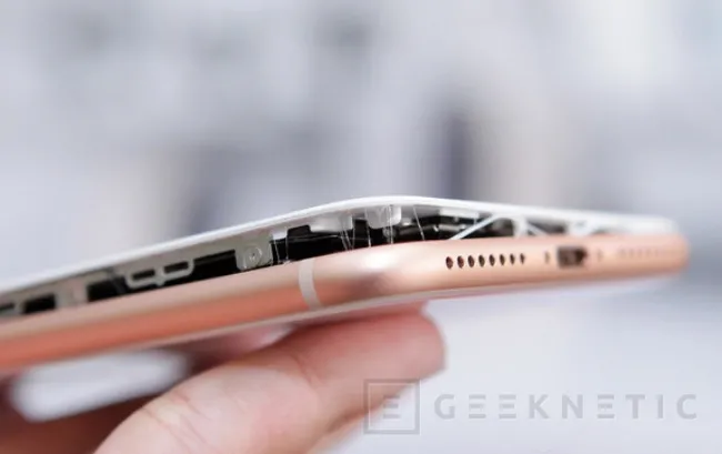 Apple investiga problemas de hinchado de las baterías de sus iPhone 8 Plus, Imagen 1