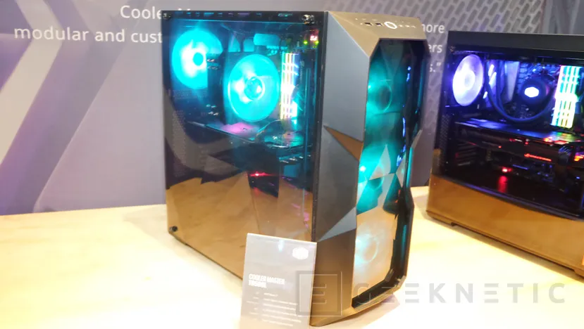 Geeknetic Cooler Master trae el RGB a todas las gamas en sus renovadas cajas 3