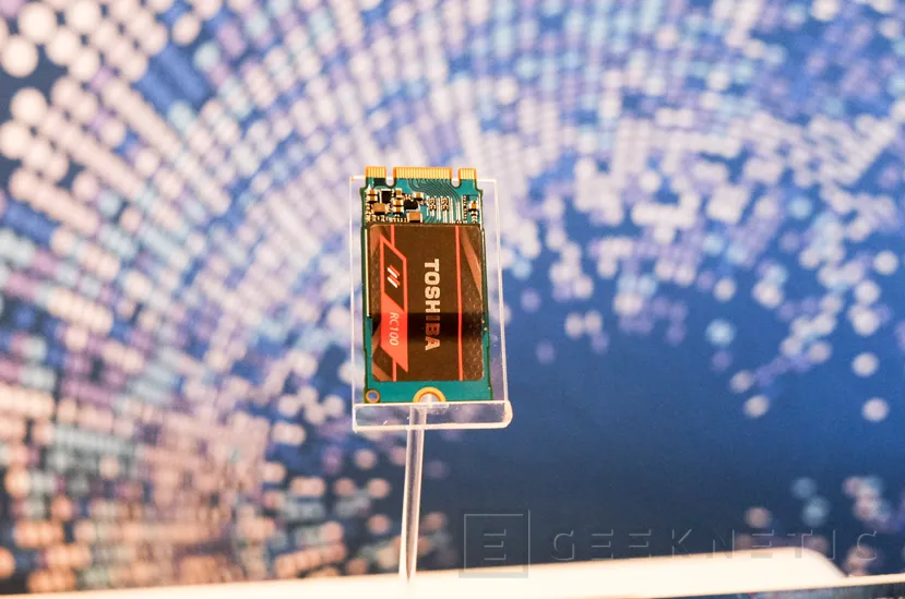 Geeknetic Toshiba anuncia su primer SSD NVMe con memorias BiCS para el mercado doméstico 1