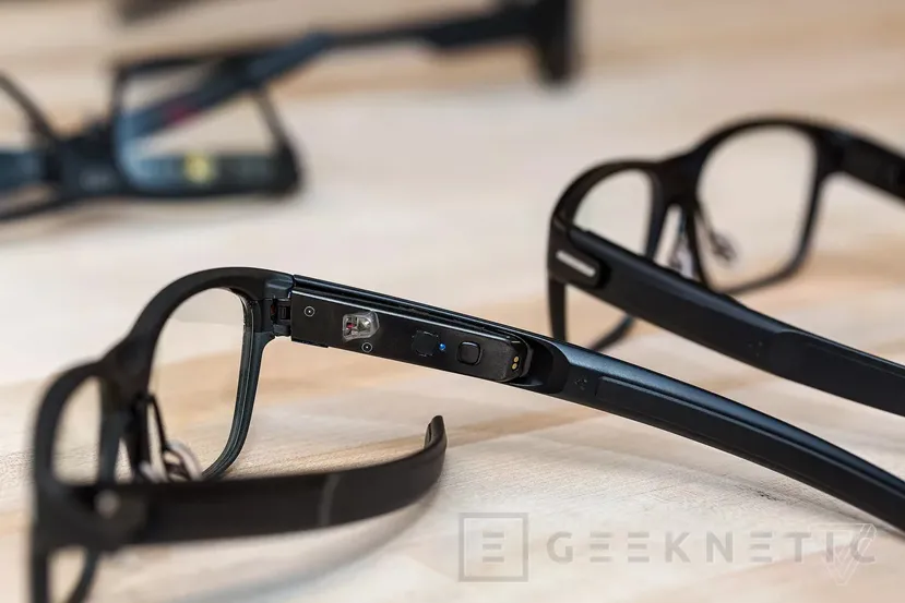Geeknetic Con estas gafas inteligentes de Intel no parecerás un cyborg del futuro 2