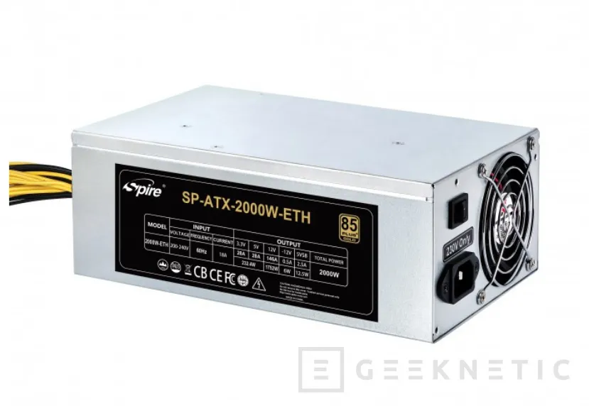 Geeknetic 2000 W y 18 conectores PCIe en esta fuente de alimentación de criptominado de Spire 1