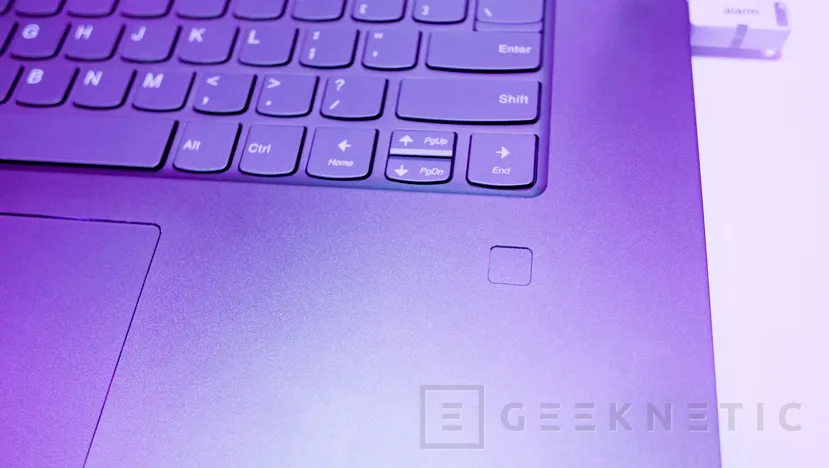 Geeknetic Lenovo añade gráficas dedicadas a sus nuevos convertibles Yoga 5