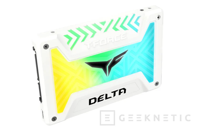 Geeknetic RGB también para los SSD de la mano de los Team Group T-Force Delta 1
