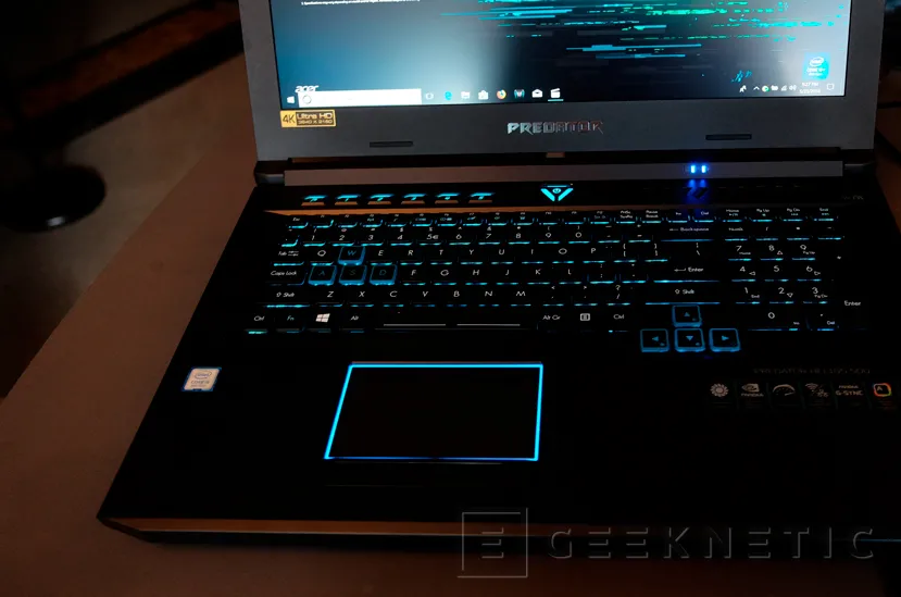 Geeknetic El portátil gaming Acer Predator Helios 500 sorprende con un Core i9 de 6 núcleos con overclock 6