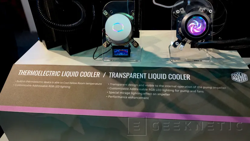 Geeknetic Cooler Master da una nota de color a sus nuevas refrigeraciones líquidas con iluminación ARGB 2