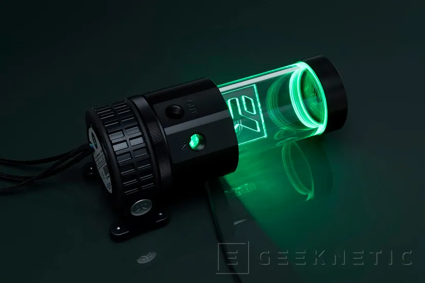 Geeknetic EK renueva sus kit de refrigeración líquida de 240 y 360 mm, ahora con RGB 3