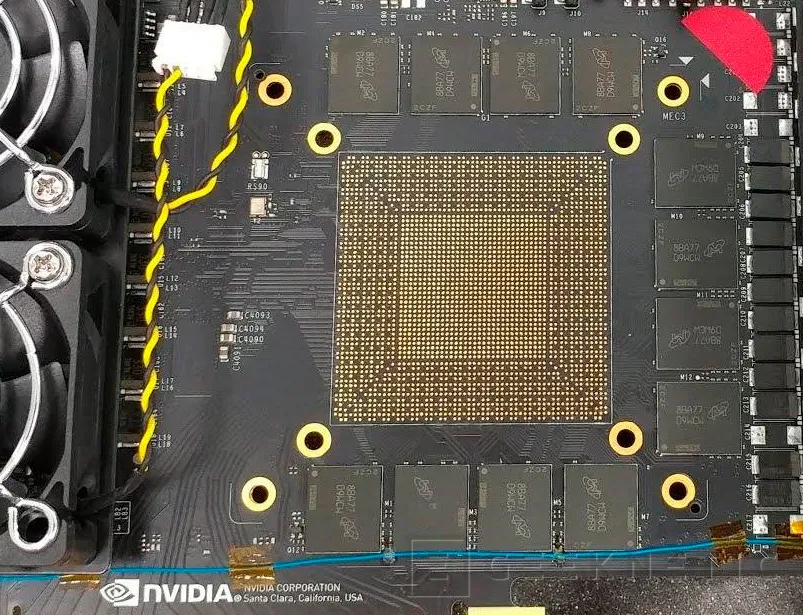 Geeknetic Aparece en reddit una fotografía de una tarjeta NVIDIA que utiliza memoria GDDR6 2