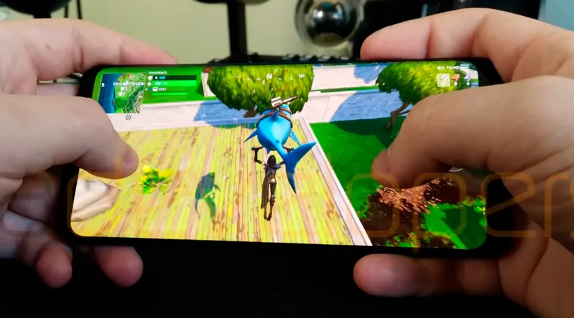 Geeknetic Así luce el gameplay de Fortnite para Android en un Galaxy S9+ 1