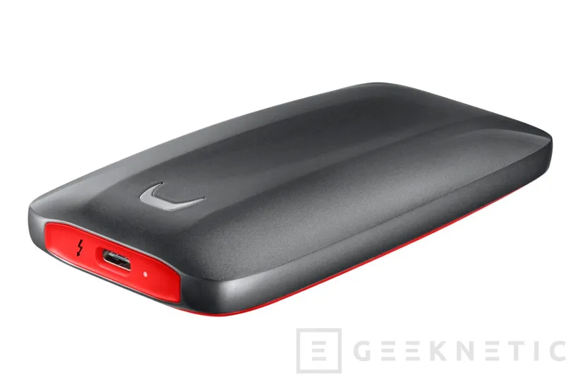 Geeknetic El SSD Externo Samsung X5 alcanza 2.800 MB/s gracias al Thunderbolt 3 1