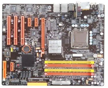 Sale al mercado la primera placa base con soporte para memoria DDR y DDR2, Imagen 1
