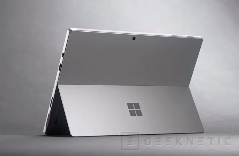 Geeknetic Microsoft da un salto de potencia en su Surface Pro 6 con procesadores quad-core de 8ª Generación 1