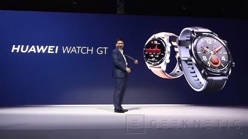 Geeknetic Huawei estrena su smartwatch Watch GT con resistencia IP67 y hasta un mes de duración de batería 1