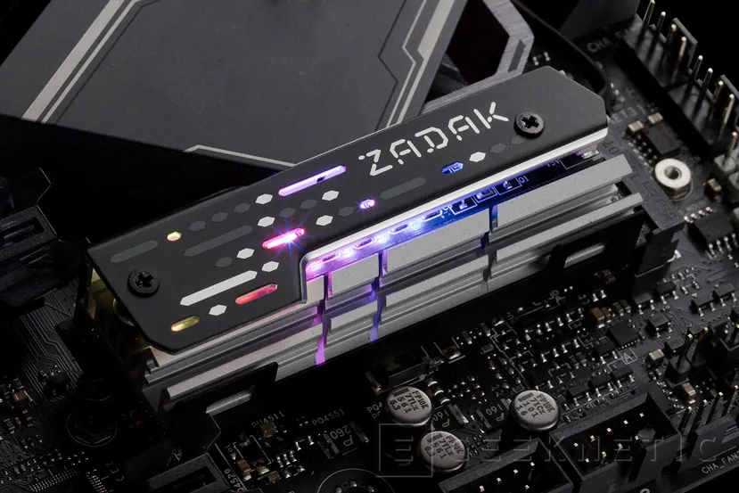 Geeknetic Los SSD M.2 no se librarán de la iluminación RGB con este disipador de ZADAK 511 1