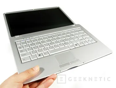 Geeknetic LG presenta el Xnote XT ultra-Portable Notebook 1