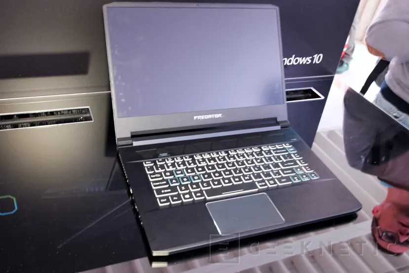 Geeknetic Acer Predator Triton 500, un portátil gaming con RTX 2080 Max-Q y Core i7 de 6 núcleos con tan solo 17,9 mm de grosor 2