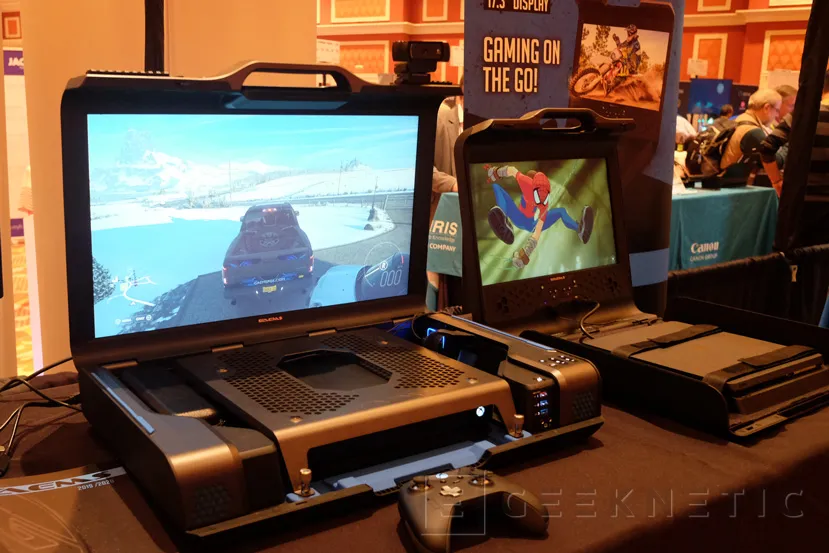 Geeknetic El GAEMS Guardian es una carcasa portátil para consolas y minipcs con una pantalla QHD y altavoces estéreo 1