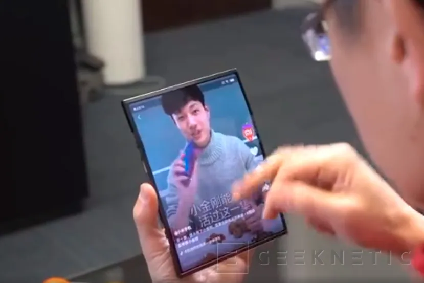 Geeknetic Xiaomi confirma que el prototipo filtrado de smartphone plegable es suyo 1