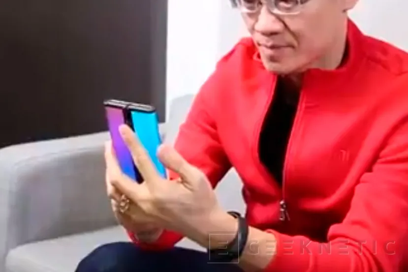 Geeknetic Xiaomi confirma que el prototipo filtrado de smartphone plegable es suyo 2
