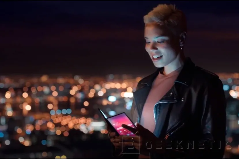 Geeknetic El Samsung Galaxy F hace acto de presencia en un video promocional filtrado de Samsung 3
