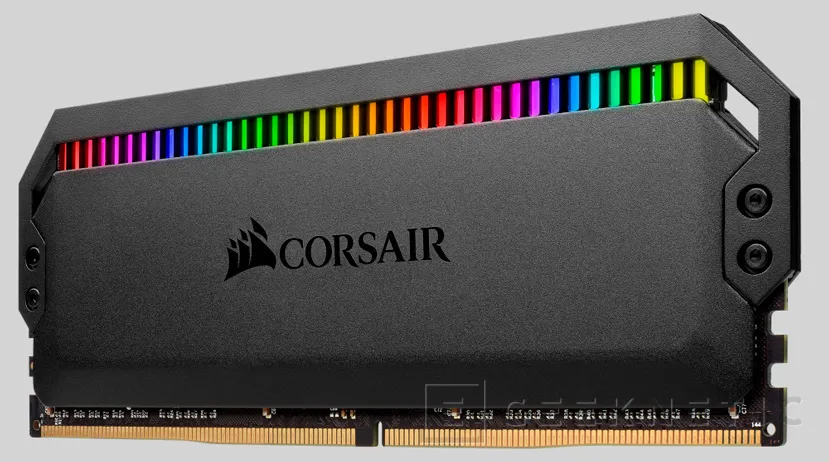 Geeknetic Corsair lanza sus nuevas memorias DDR4 Dominator Platinum RGB con iluminación Capellix  2