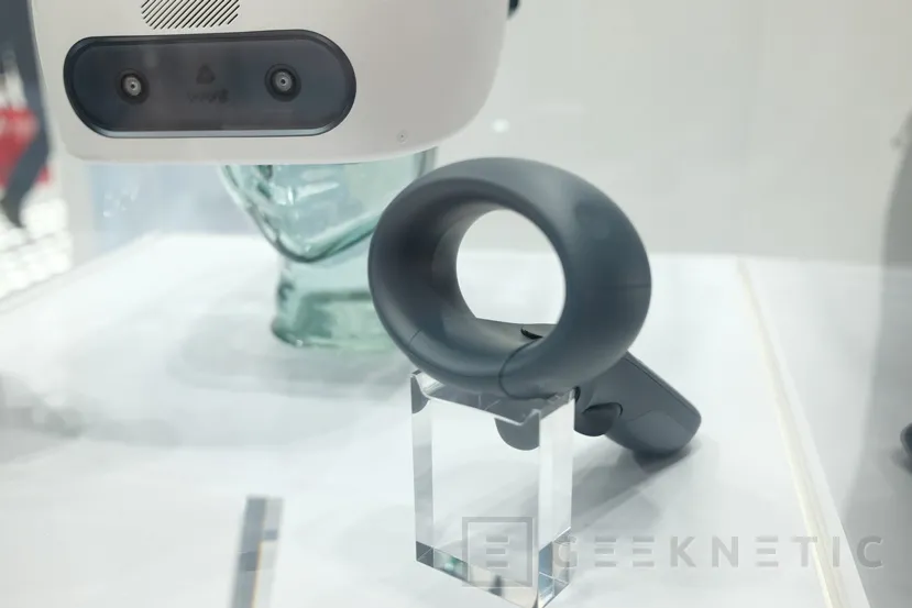 Geeknetic HTC presenta las Vive Focus Plus, unas gafas de realidad virtual sin necesidad de PC o smartphone 4
