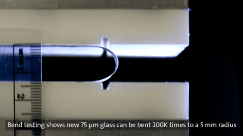 Geeknetic Corning está trabajando en un cristal especial para smartphones plegables 1