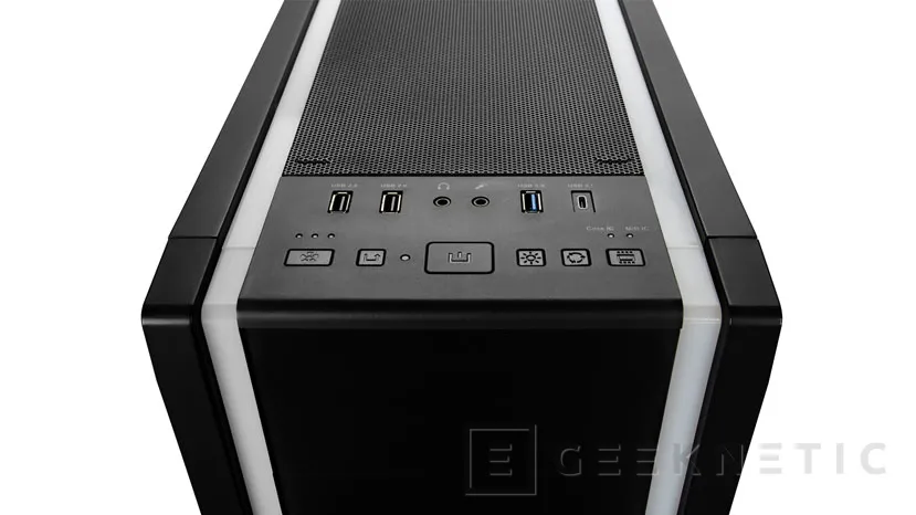 Geeknetic Enermax actualiza su torre Saberay con un soporte en el cristal templado y conexión USB-C 3.1 en el frontal 3