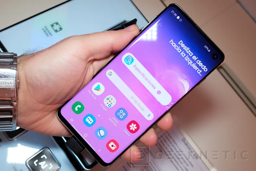 Geeknetic Los Samsung Galaxy S10 comienzan a recibir Android 11 con One UI 3.0 1