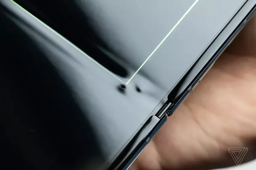 Geeknetic Samsung confirma un lanzamiento inminente del Galaxy Fold 1