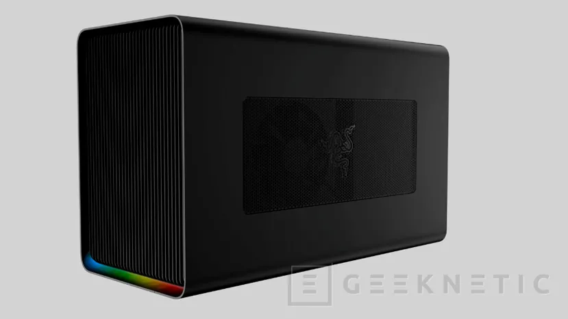 Geeknetic La nueva caja eGPU externa Razer Core X Chroma llega al mercado con soporte para tarjetas de triple slot 2
