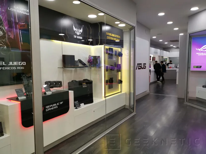 Geeknetic Barcelona es el hogar de la primera tienda exclusiva de ASUS en España 2