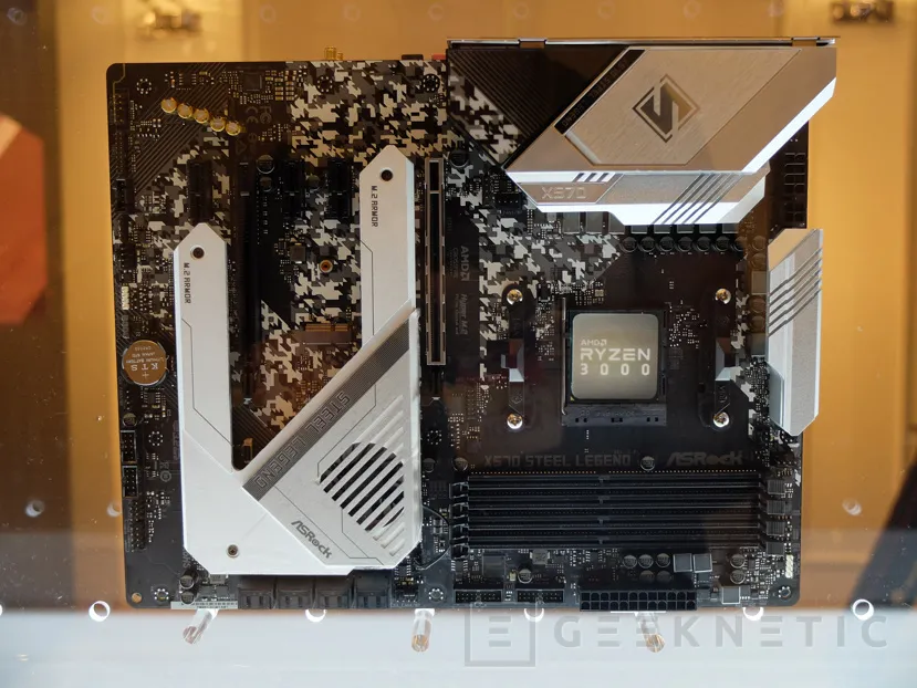 Geeknetic AMD muestra varias placas premium X570 para Ryzen de tercera generación 8